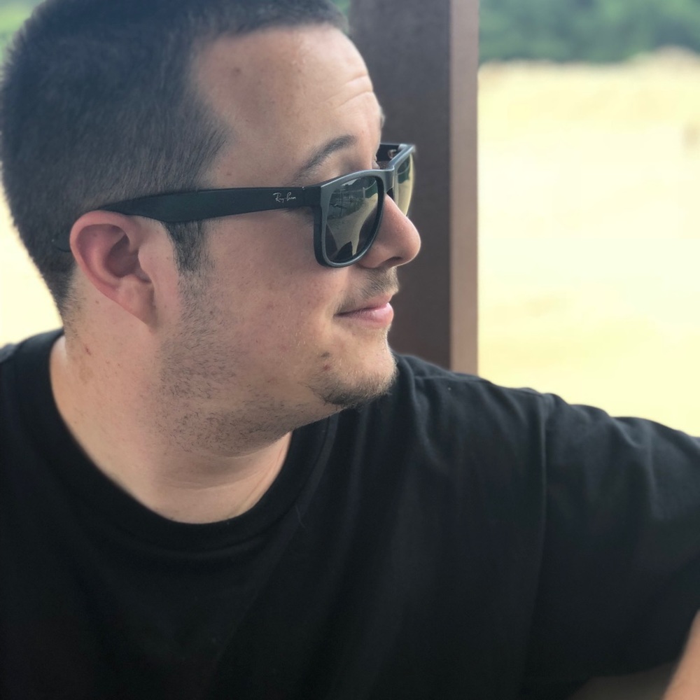 Meet your Posher, Justin